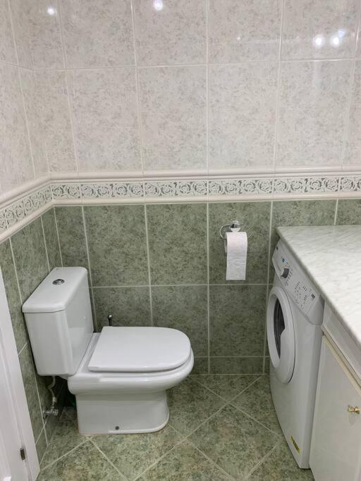 Apartamento Torremolinos 5 Personas + Parking + Piscina Todo El Ano Ngoại thất bức ảnh